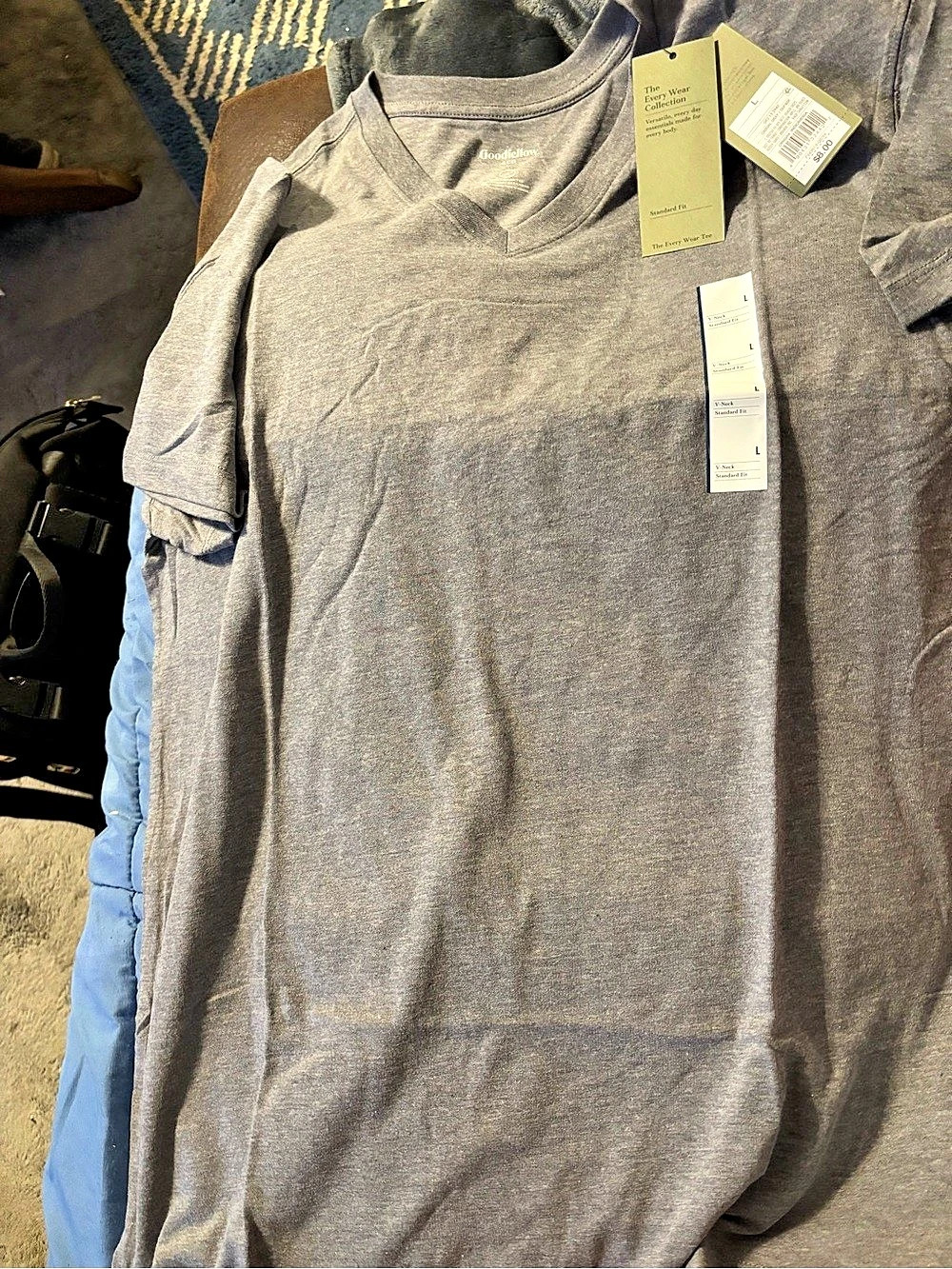Goodfellow & Co Every Wear Tee Men's Cotton V-Neck Tee Size Large NWT